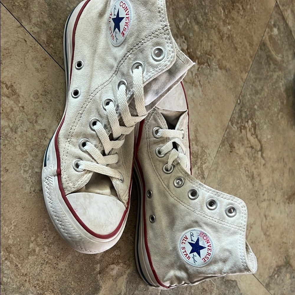 Converse High-Tops in Cream with Red Accents